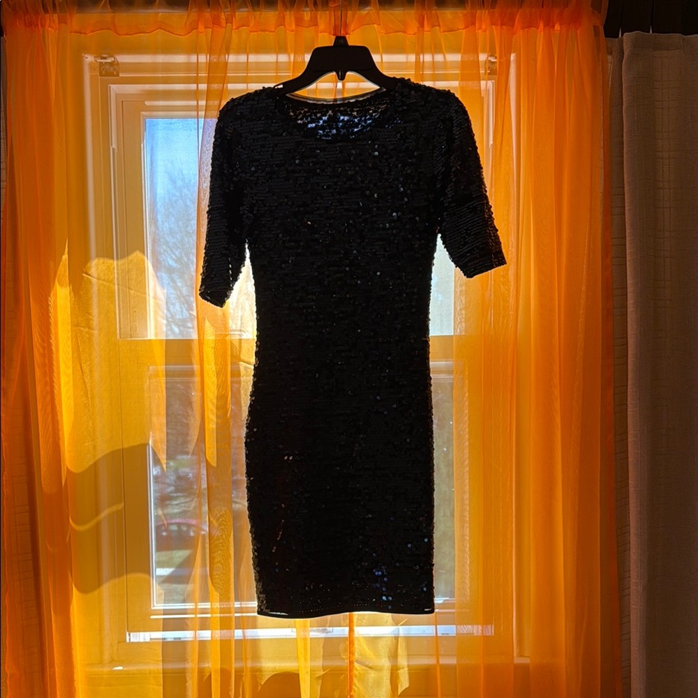 Navy Blue Sequined Bodycon Mini Dress with 3/4 Sleeves